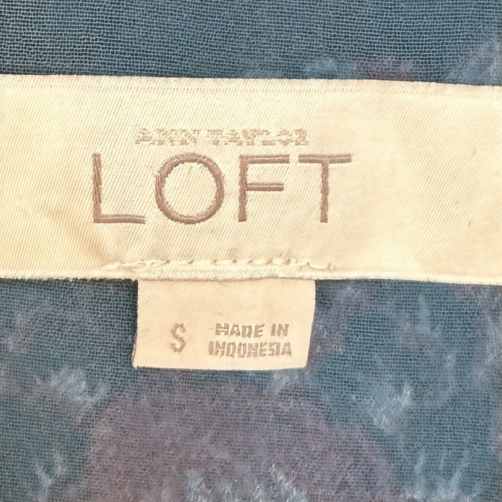 Ann Taylor LOFT Teal Floral Peplum Blouse, Size Small. - Picture 10 of 11